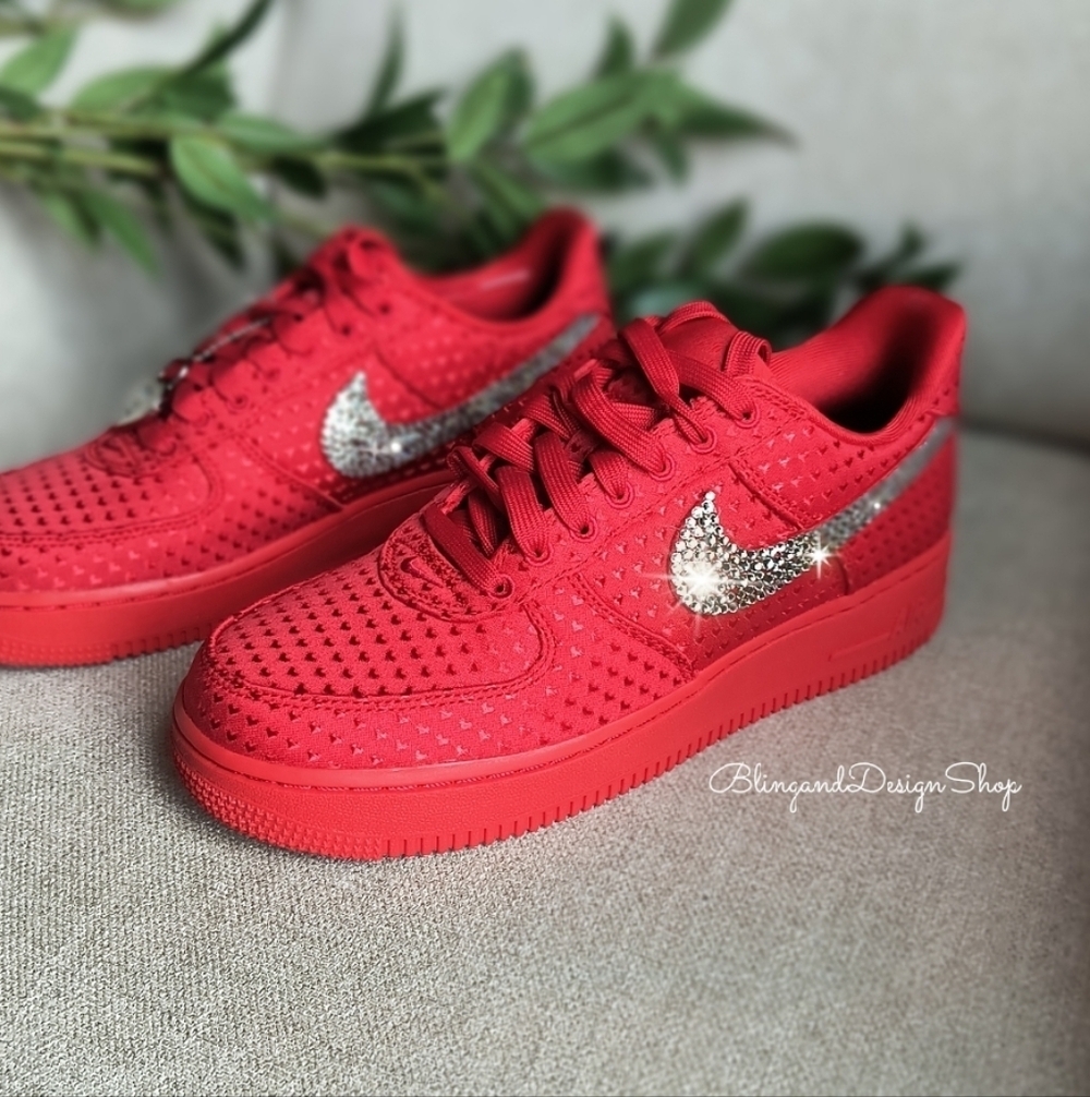 Women's Nike Air Force 1 Retro Valentine's Day Customized Sneakers With Crystals - Picture 3 of 8